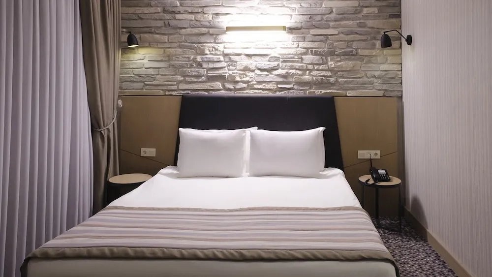 Deluxe Tek Büyük Yataklı Oda, Teras, Nehir Manzaralı