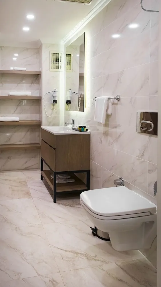 Standard Tek Büyük Yataklı Oda, Bahçe Manzaralı