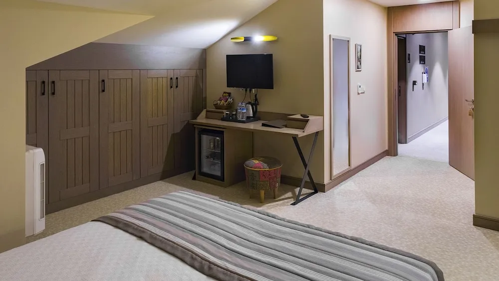 Deluxe Çatı Katı (Loft), Dağ Manzaralı