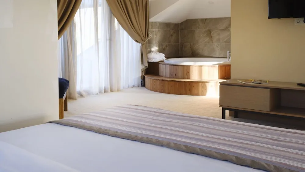 Superior Çatı Katı Süiti (Penthouse), Sıcak Su Küveti, Nehir Manzaralı