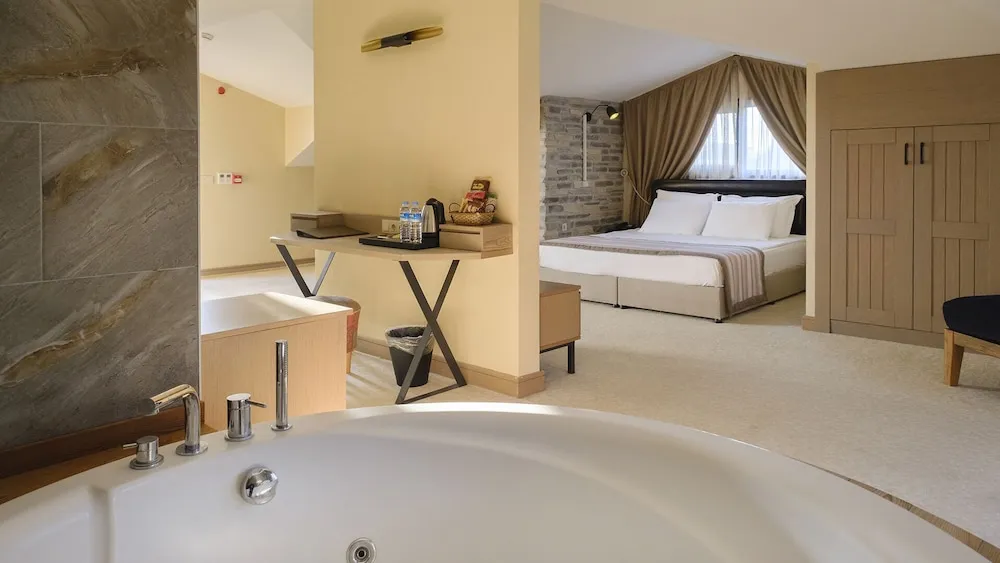 Superior Çatı Katı Süiti (Penthouse), Sıcak Su Küveti, Nehir Manzaralı