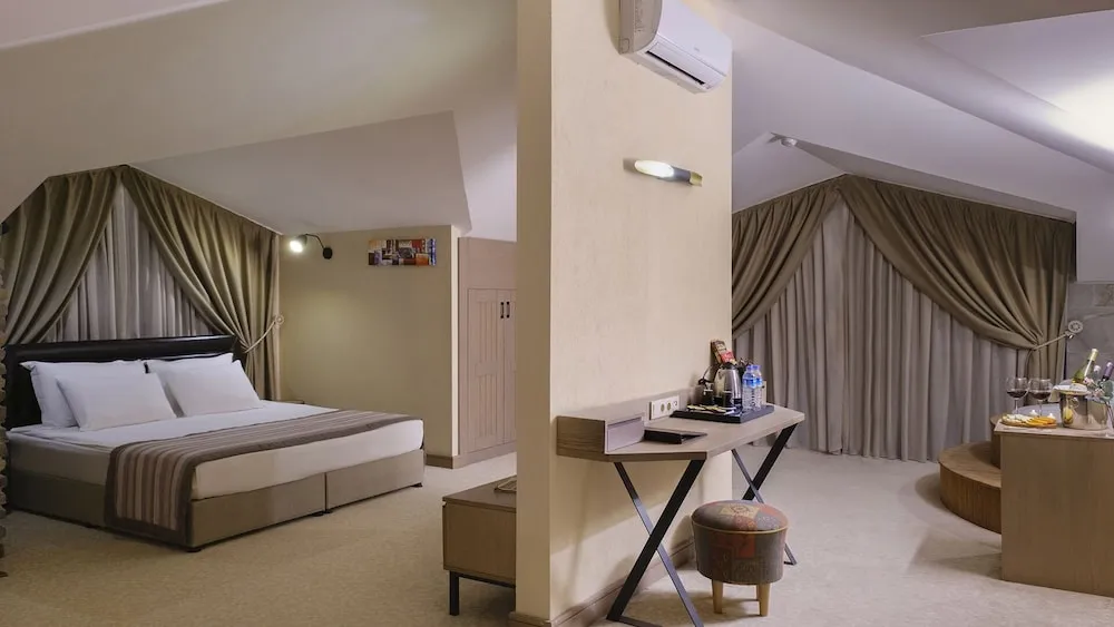 Superior Çatı Katı Süiti (Penthouse), Sıcak Su Küveti, Nehir Manzaralı