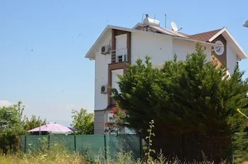 Villa Bouzid