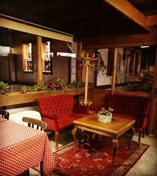 Yeni Konak Hotel