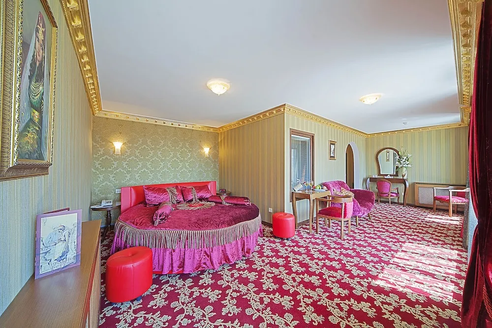 Marmara Suite
