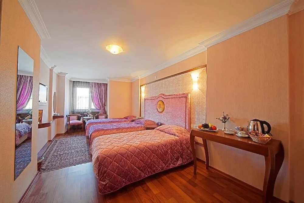 Standard Üç Kişilik Oda