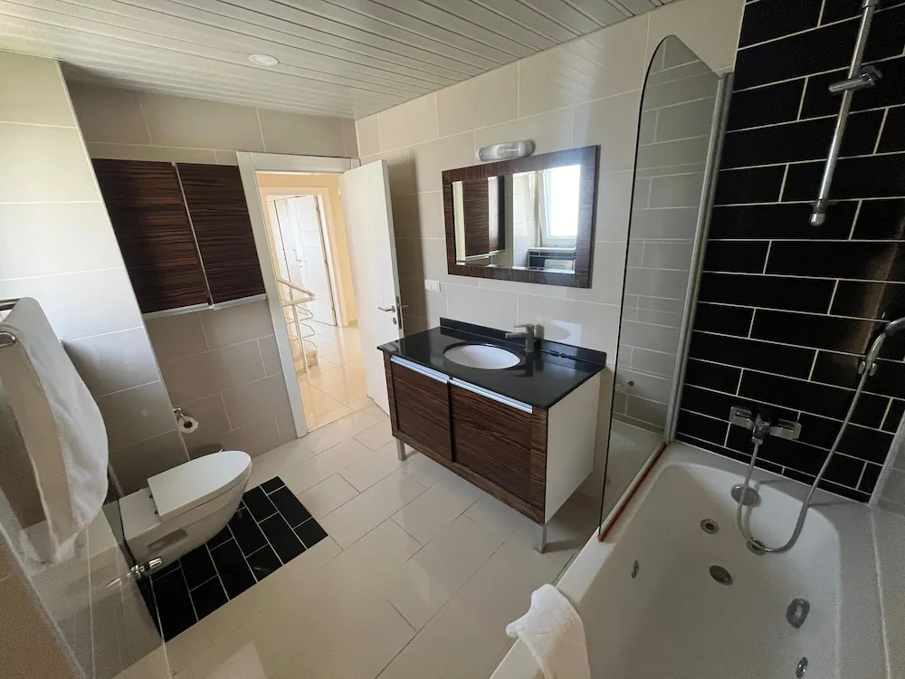 Family Villa, 4 Yatak Odası, Havuz Manzaralı, Havuz Kenarı