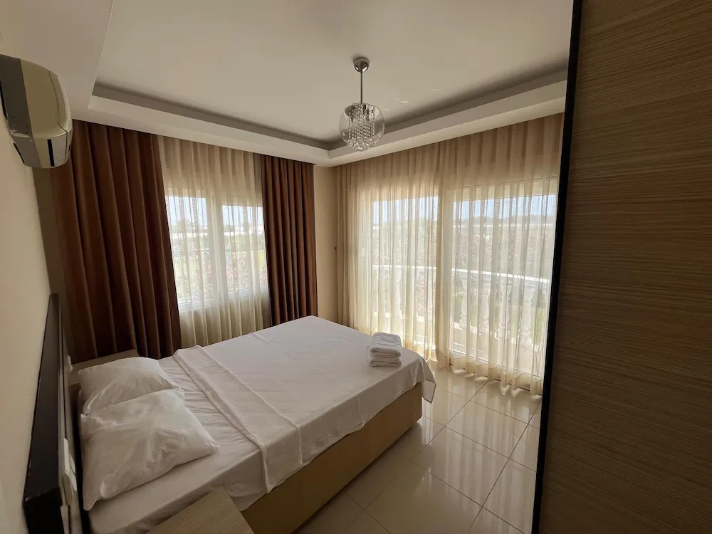 Family Villa, 4 Yatak Odası, Havuz Manzaralı, Havuz Kenarı