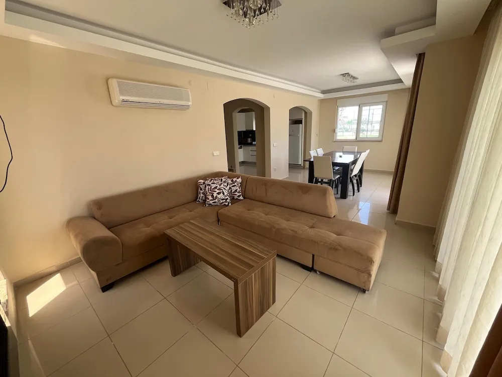 Family Villa, 4 Yatak Odası, Havuz Manzaralı, Havuz Kenarı