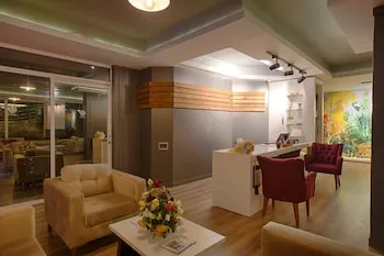 HMA Hotel & Suites