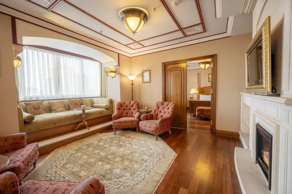 Bosphorus Suite