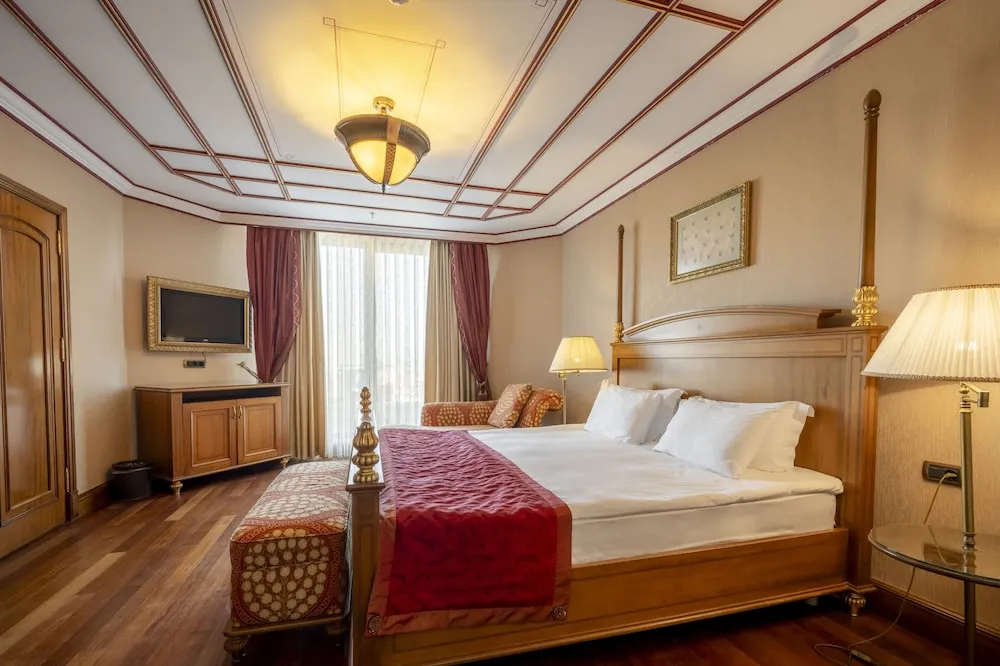 Bosphorus Suite