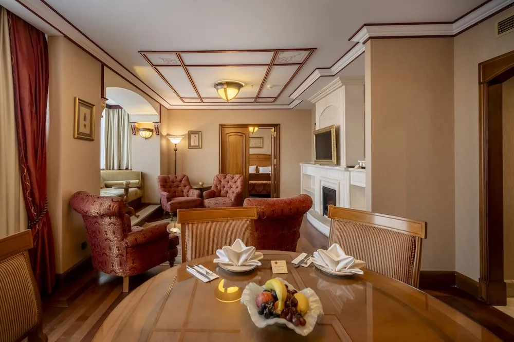 Bosphorus Suite