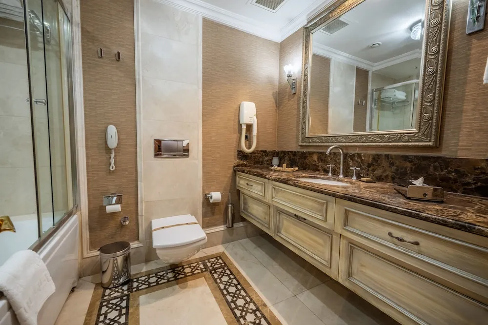 Bosphorus Suite