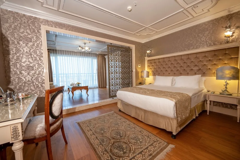 Bosphorus Suite