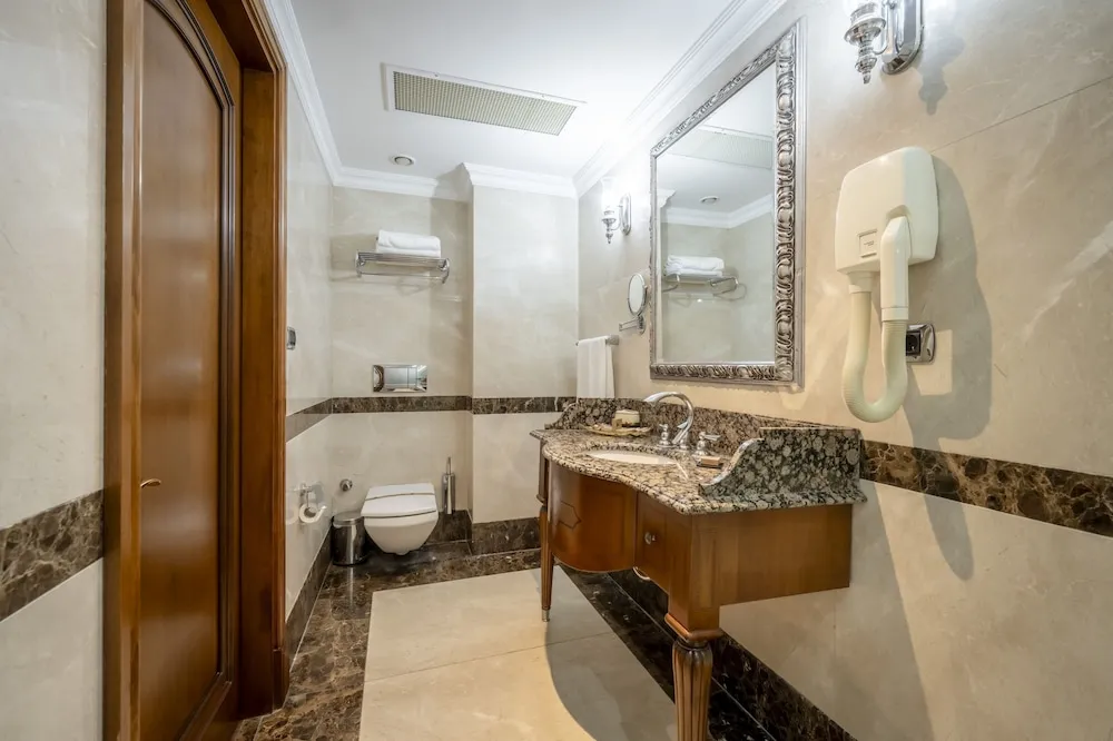 Bosphorus Suite