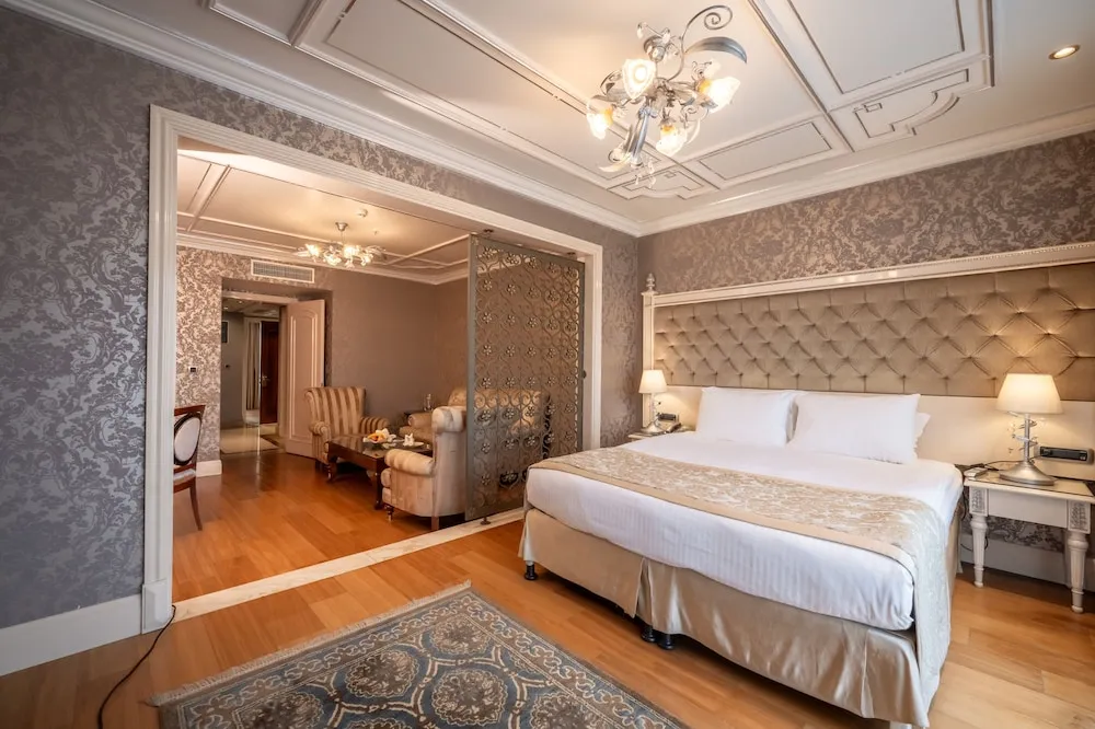 Bosphorus Suite
