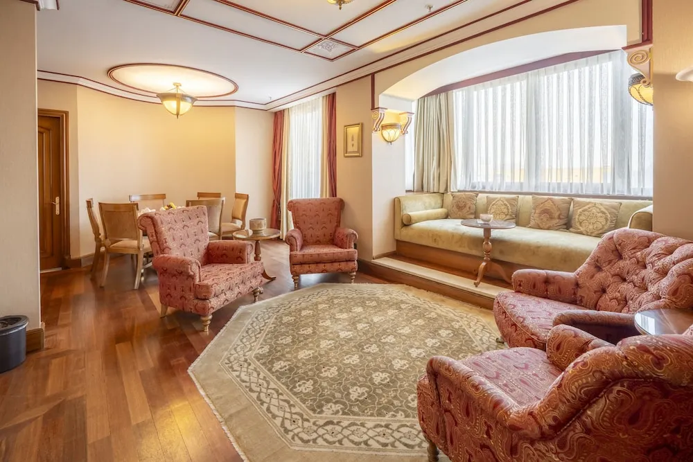 Bosphorus Suite