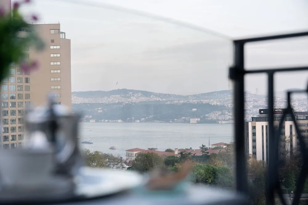 Bosphorus Suite