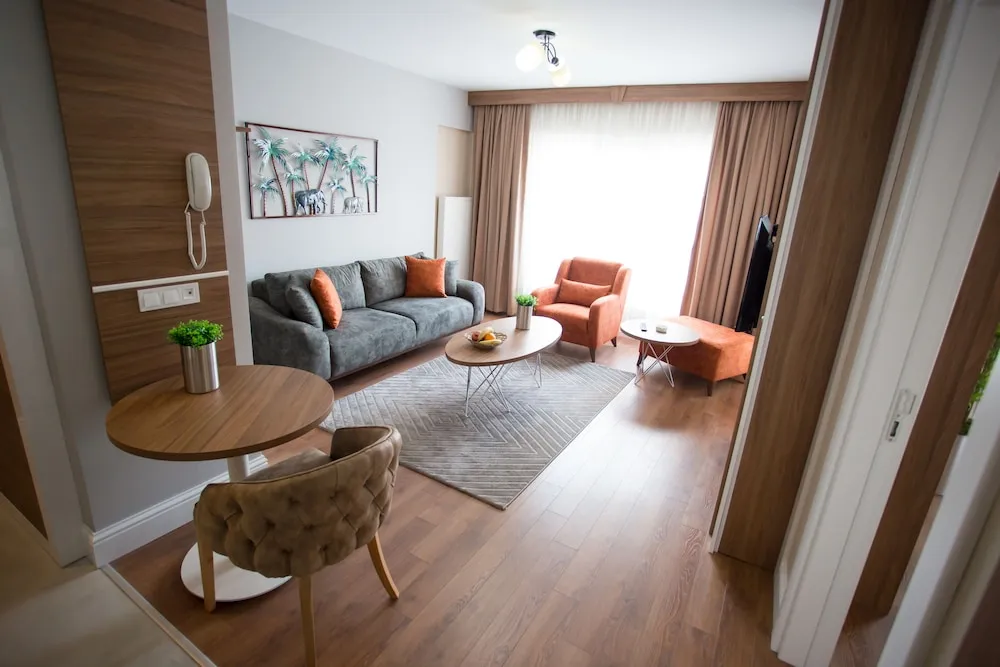 Royal Tek Büyük Yataklı Oda, 1 En Büyük (King) Boy Yatak, Sigara İçilebilir, Şehir Manzaralı