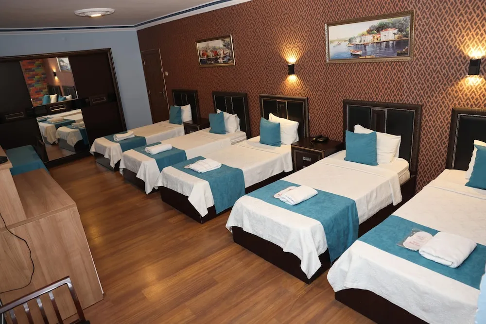 Family Oda, 5 Yatak Odası, Sigara İçilebilir, Şehir Manzaralı