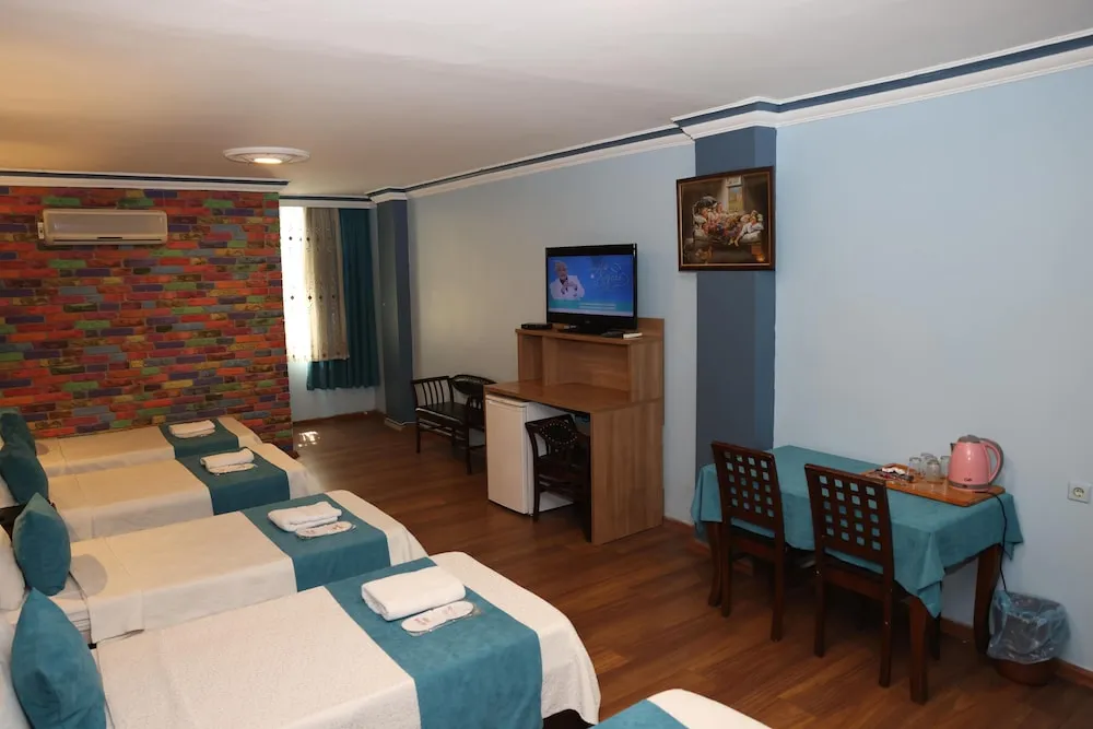 Family Oda, 5 Yatak Odası, Sigara İçilebilir, Şehir Manzaralı
