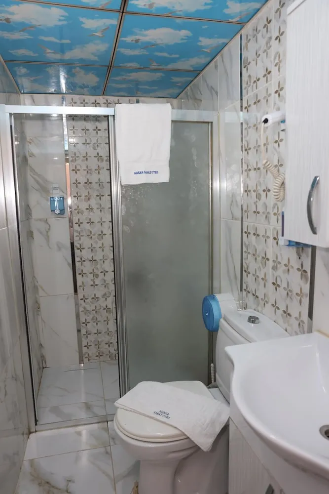 Standard Tek Büyük veya İki Ayrı Yataklı Oda