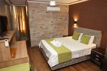 Adana Saray Hotel