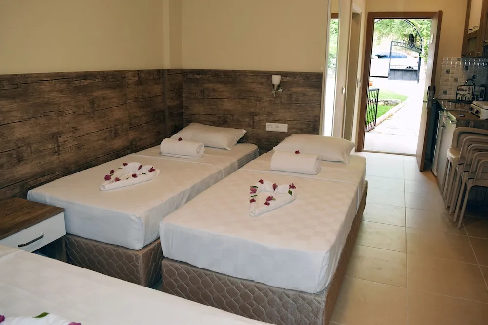 Deluxe Dört Kişilik Oda