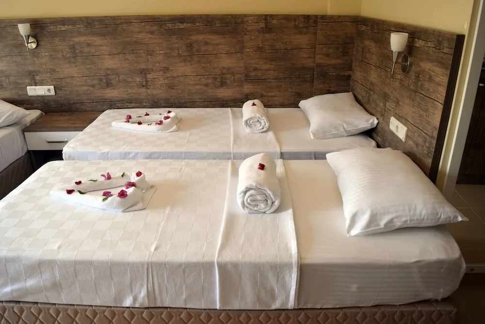 Deluxe Dört Kişilik Oda