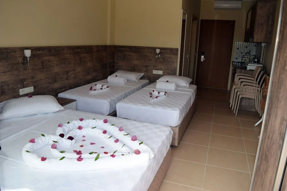 Deluxe Dört Kişilik Oda
