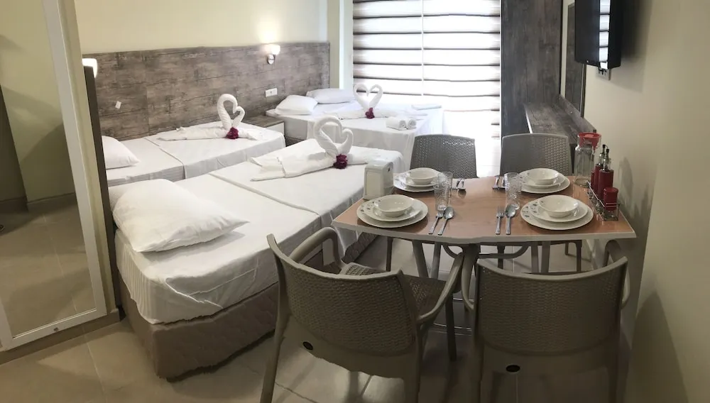 Deluxe Dört Kişilik Oda