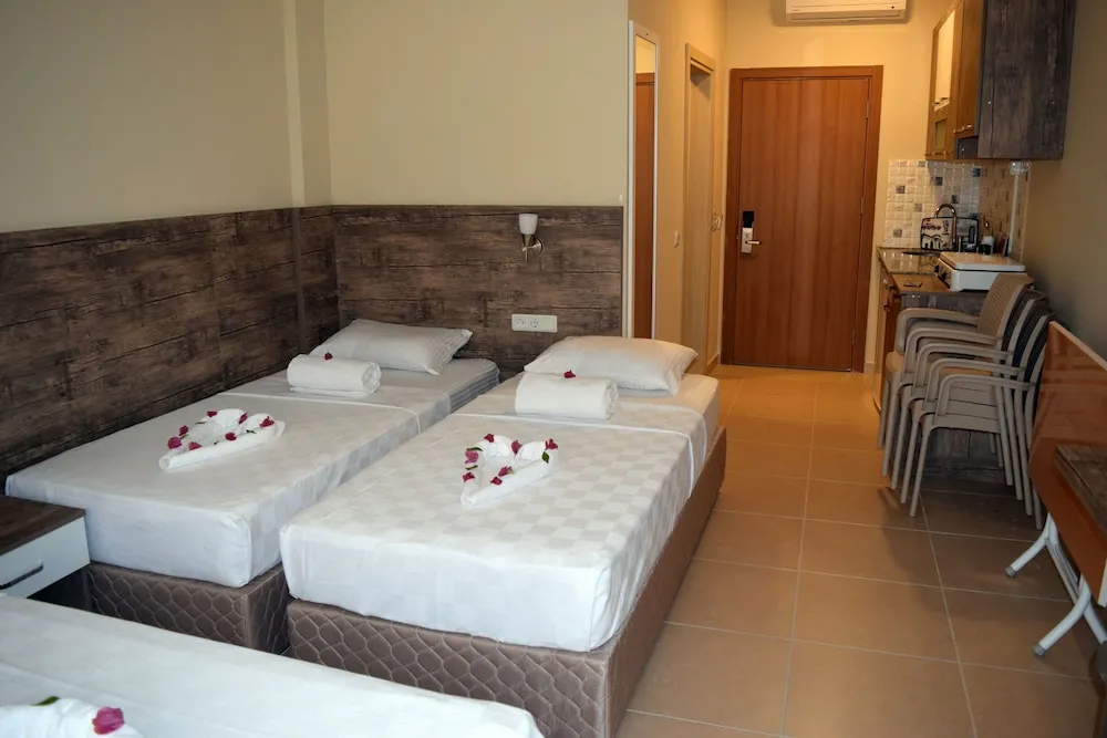 Deluxe Dört Kişilik Oda