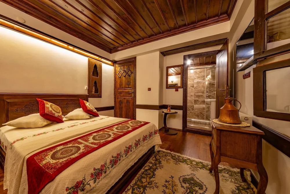 Standard Tek Büyük Yataklı Oda, Şehir Manzaralı