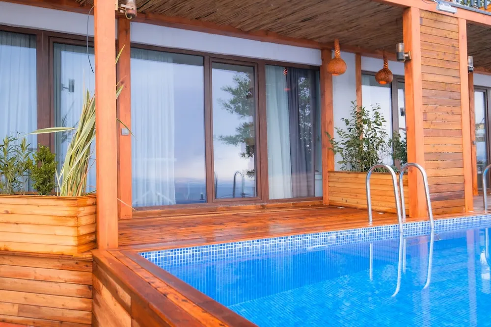 Deluxe Room, 1 Double Bed with Sofa bed, Lake View (shared pool access from inside the room)