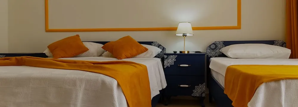Standard Üç Kişilik Oda, Kısmi Deniz Manzaralı