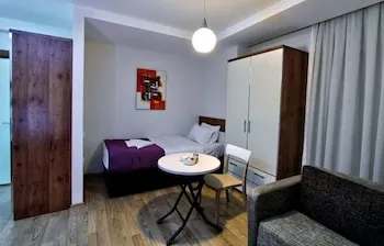Upart Home