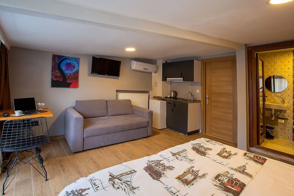 Standard Double Room with Balcony
