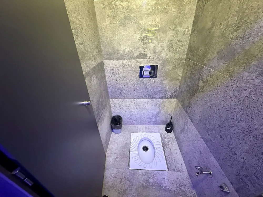 Elite Tek Kişilik Oda, Sadece erkekler için