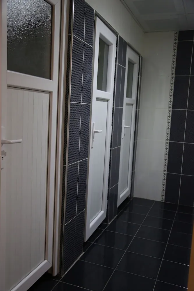 Economy Tek Kişilik Oda, Sadece erkekler için, Penceresiz