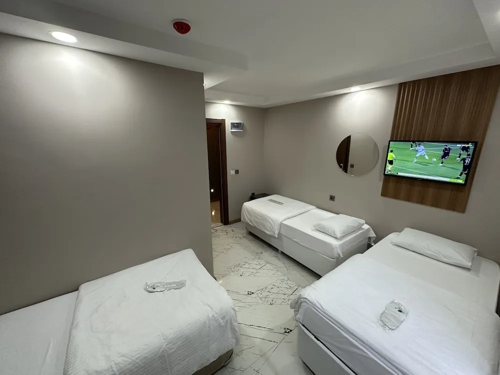Luxury Üç Kişilik Oda