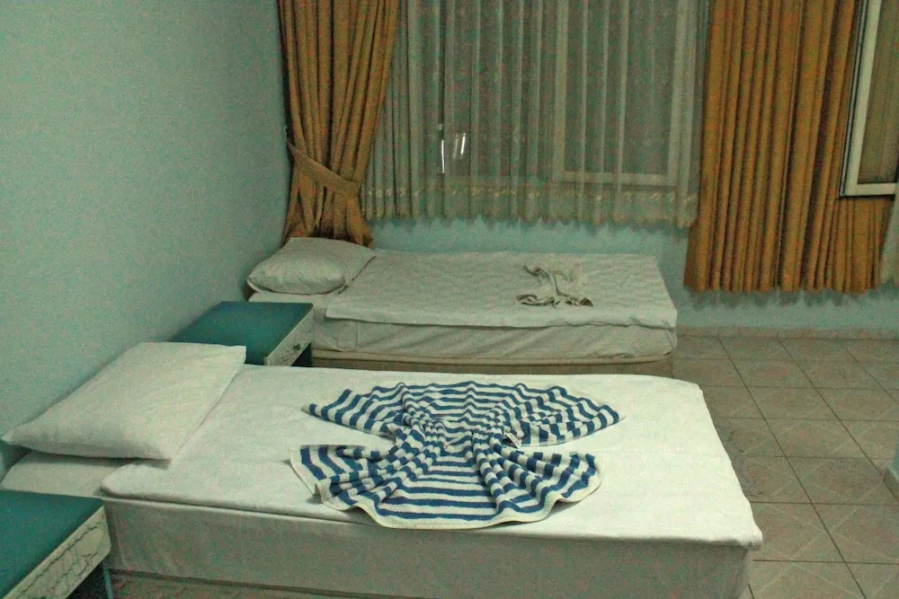 Deluxe Dört Kişilik Oda
