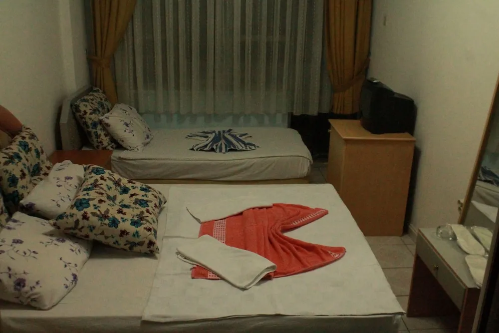 Standard Üç Kişilik Oda