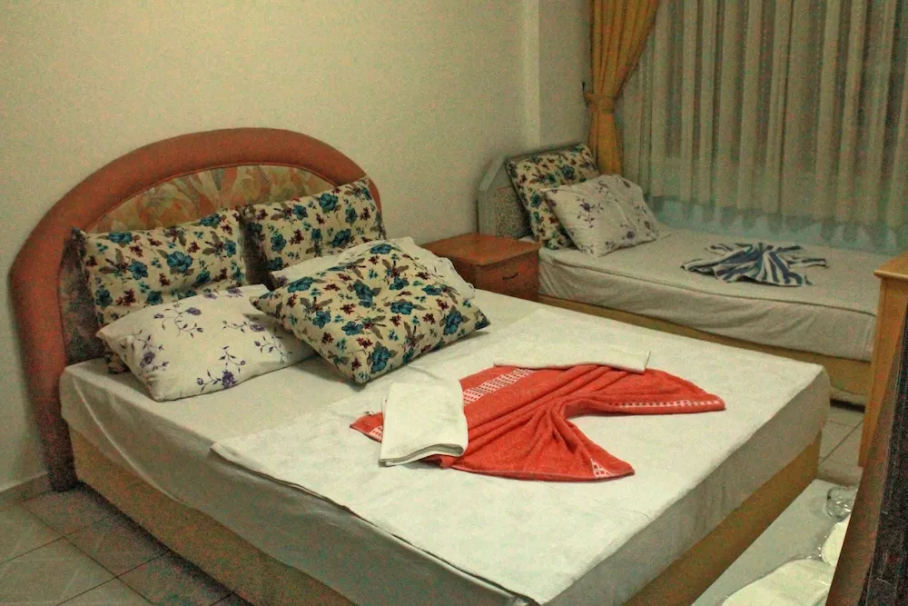 Standard Üç Kişilik Oda