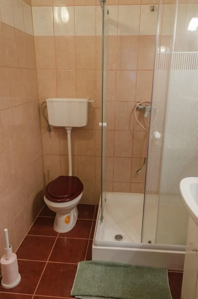 Standard Üç Kişilik Oda