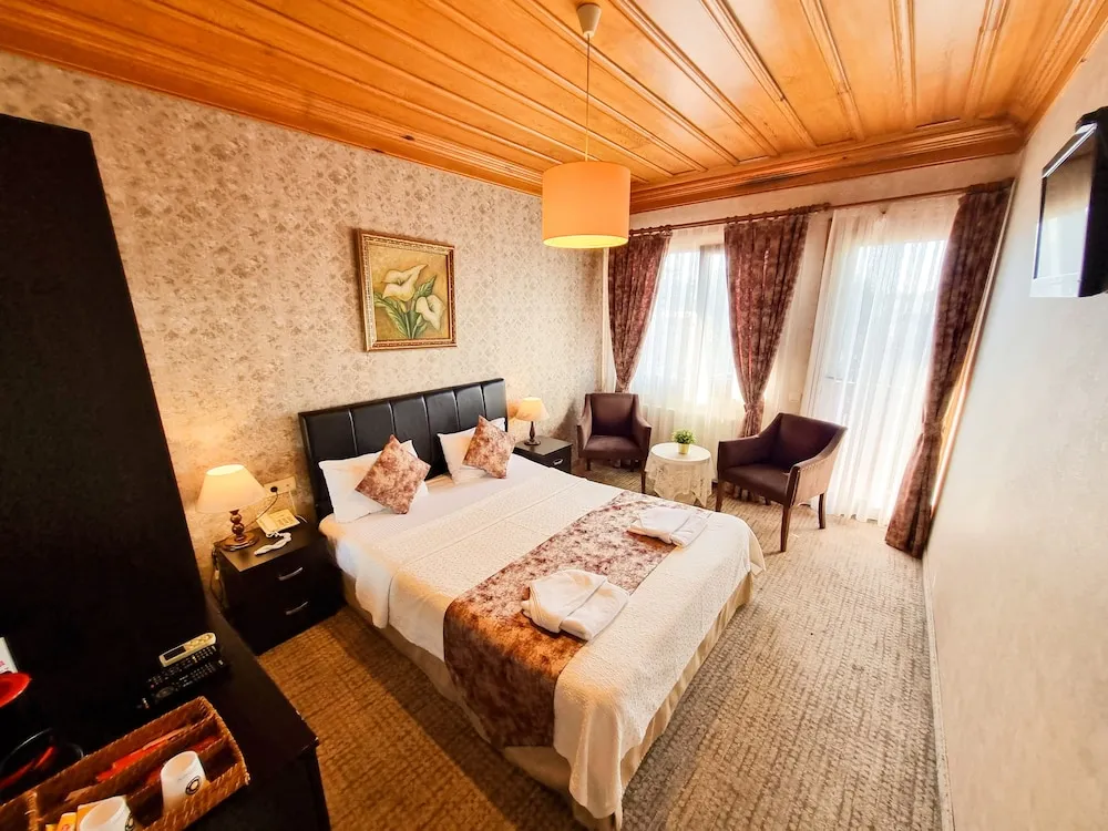 Tek Büyük Yataklı Oda, Balkon
