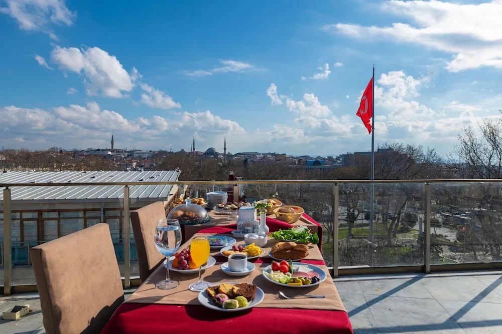 Deluxe Oda, 1 Çift Kişilik Yatak