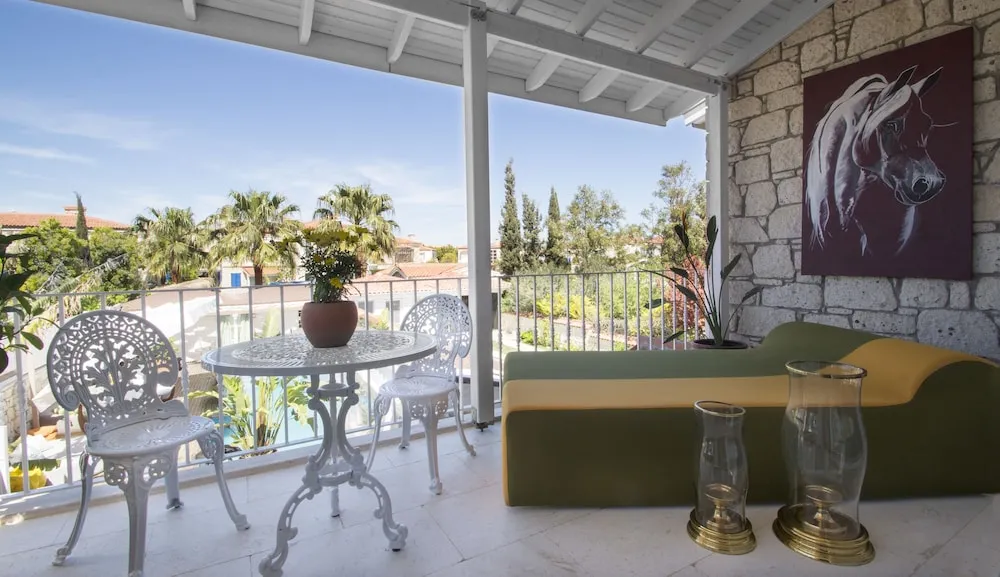 Panoramic Oda, 1 En Büyük (King) Boy Yatak, Balkon, Havuz Manzaralı