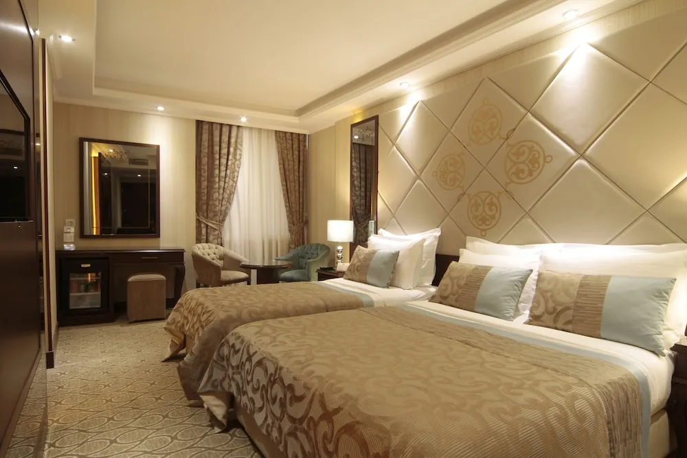 Standard Tek Büyük veya İki Ayrı Yataklı Oda