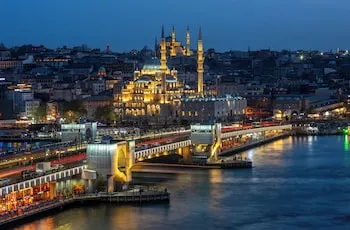 Momento Golden Horn Hotel